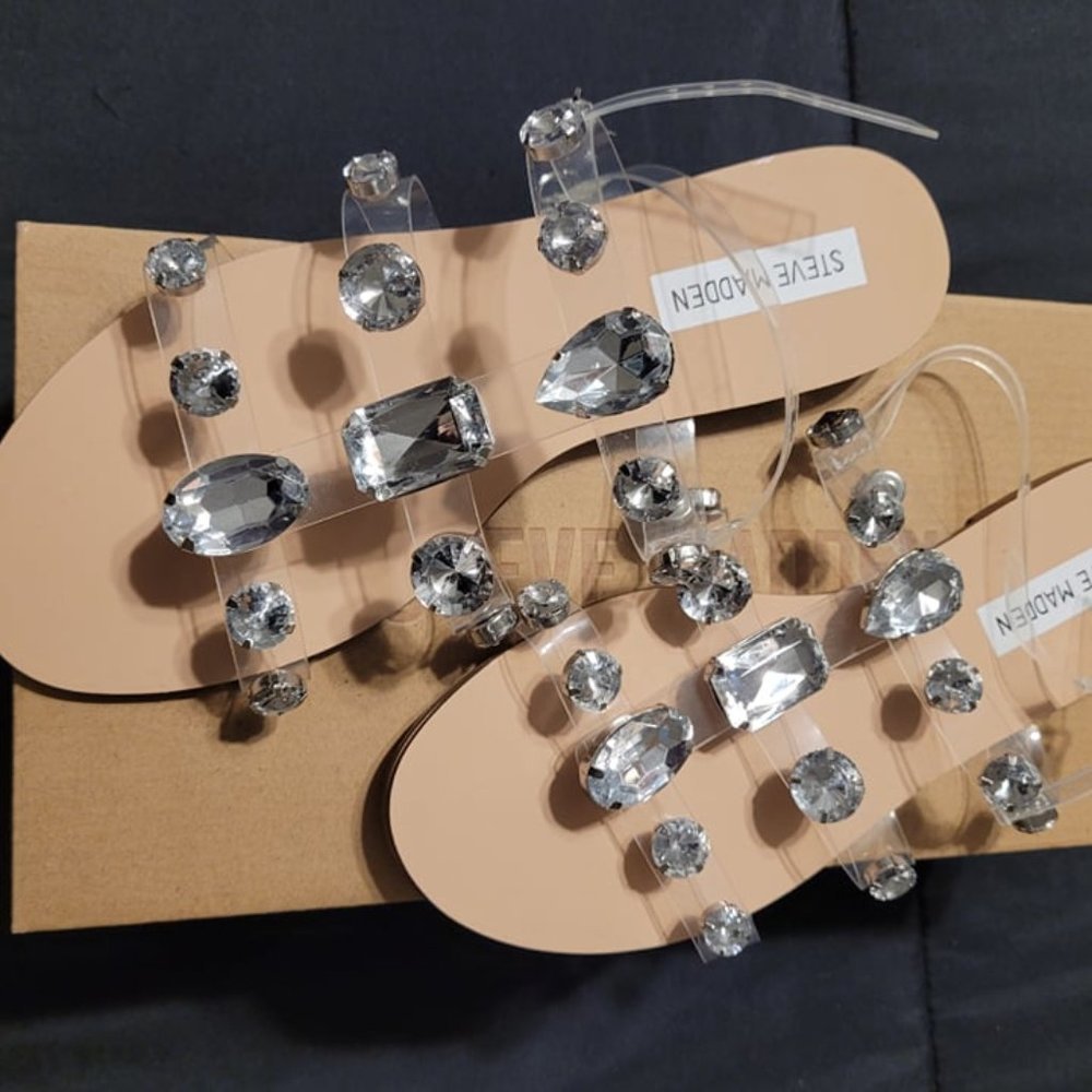 Steve Madden Size 7 Rhinestone Sandal - Brand New - Never Worn - Picture 1 of 5